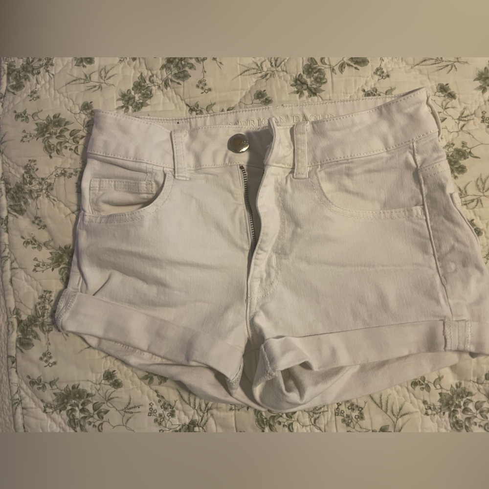 American Eagle Outfitters White Stretch Shorts